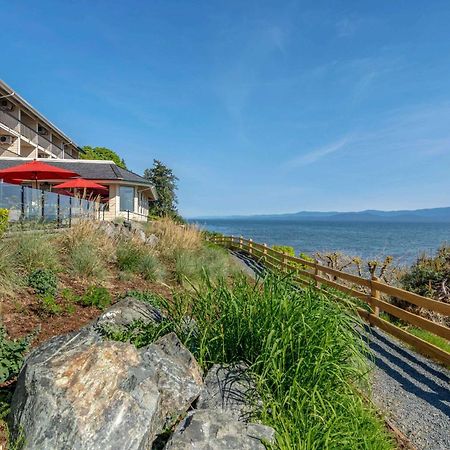 Bayside Oceanfront Resort Parksville Exteriör bild