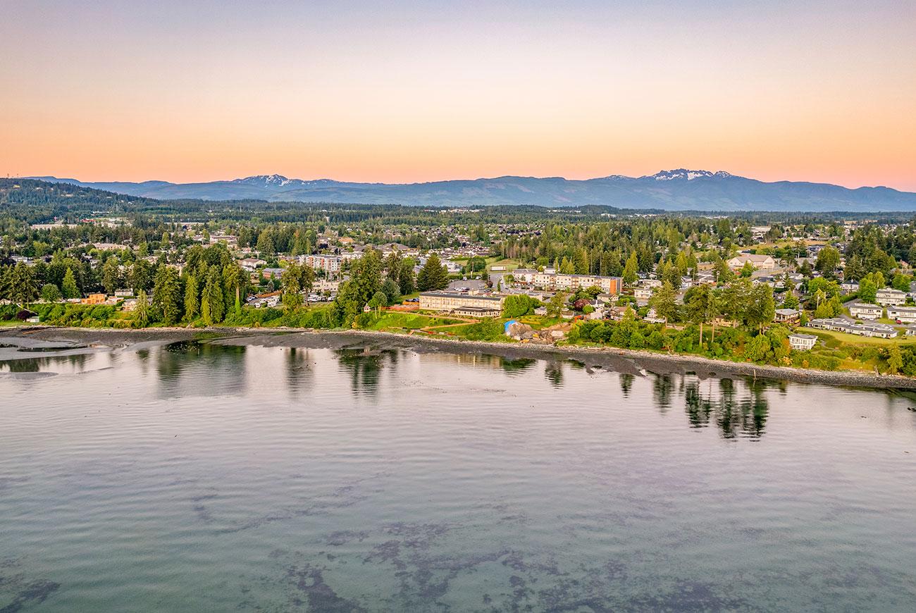 Bayside Oceanfront Resort Parksville Exteriör bild